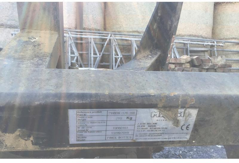 MAGSI PB8DH - Clemă pentru Tractor agricol: Foto 5 MAGSI PB8DH - Clemă pentru Tractor agricol: Foto 5