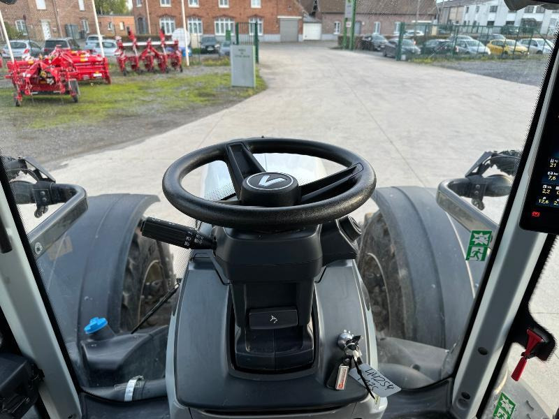 Tractor agricol VALTRA T175: Foto 10