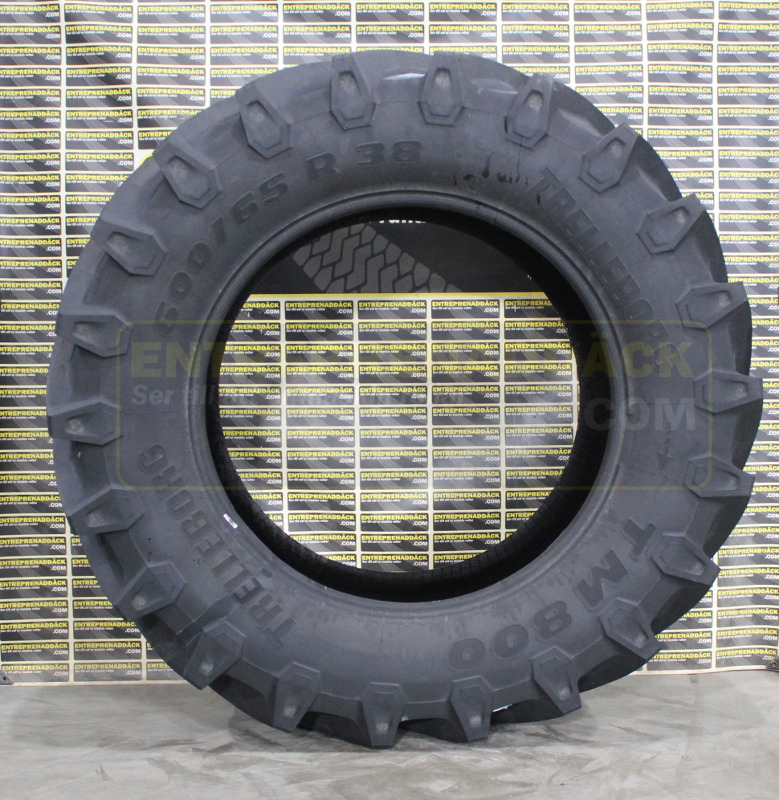Package with 600/65R28 & 650/65R42 Trelleborg TM800 - Tractor agricol: Foto 3 Package with 600/65R28 & 650/65R42 Trelleborg TM800 - Tractor agricol: Foto 3