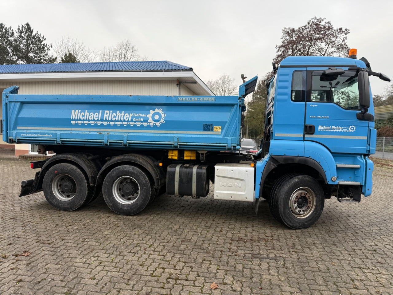 MAN 26.500 - Camion basculantă: Foto 4 MAN 26.500 - Camion basculantă: Foto 4