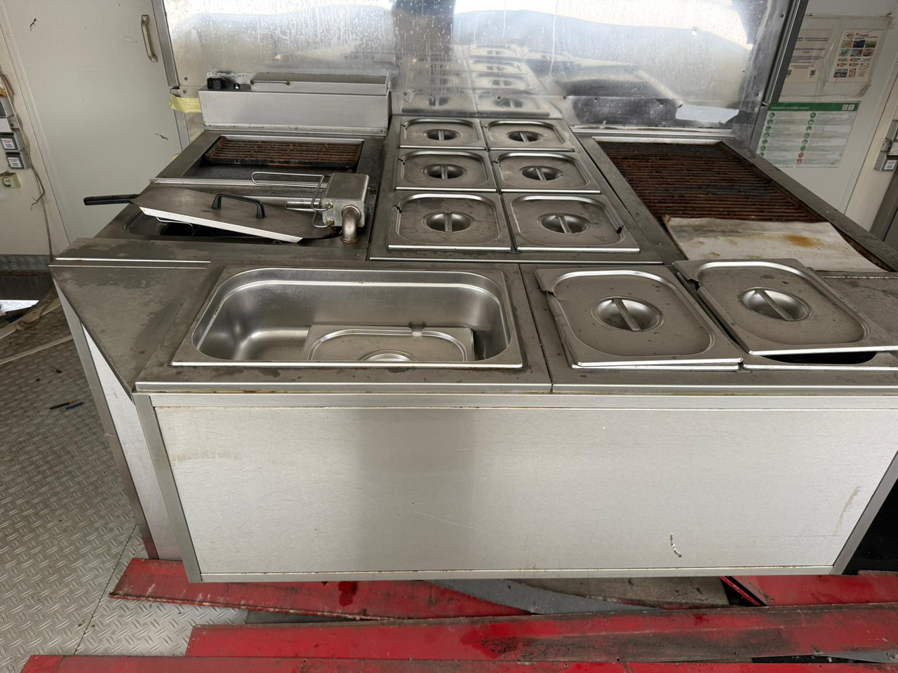 GRILL-IMBIS ROKA RK5 - Alte utilaje: Foto 4 GRILL-IMBIS ROKA RK5 - Alte utilaje: Foto 4