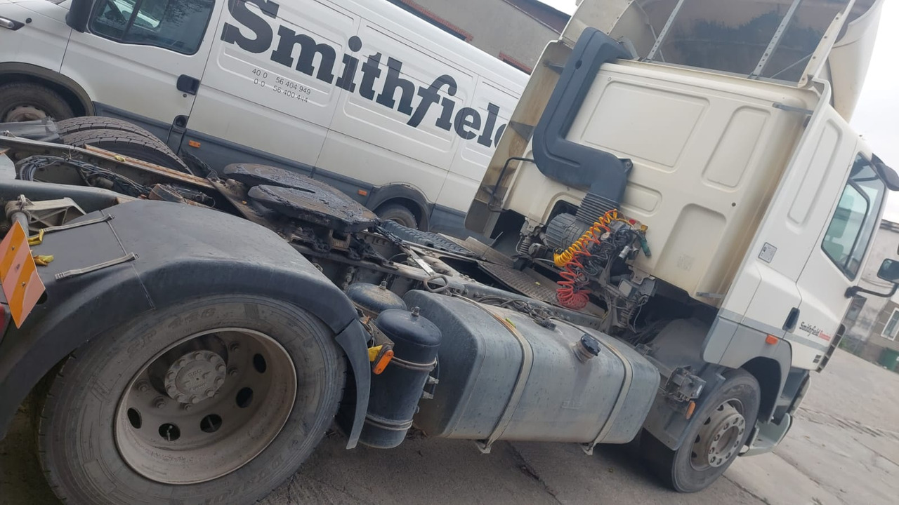 DAF CF 85.43 Tractor Head - Cap tractor: Foto 5 DAF CF 85.43 Tractor Head - Cap tractor: Foto 5