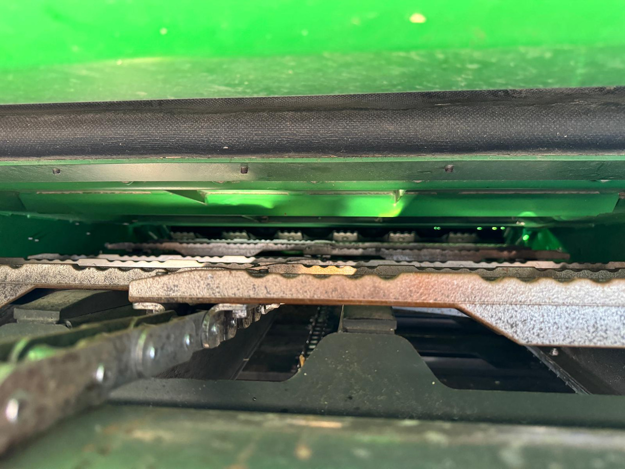 John Deere S680i combine + 635X Header + Zurn trailer - Combină de recoltat cereale: Foto 4 John Deere S680i combine + 635X Header + Zurn trailer - Combină de recoltat cereale: Foto 4