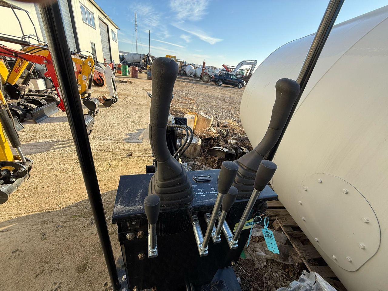 MINIEXCAVATOR JPC H10 - Mini excavator: Foto 4 MINIEXCAVATOR JPC H10 - Mini excavator: Foto 4