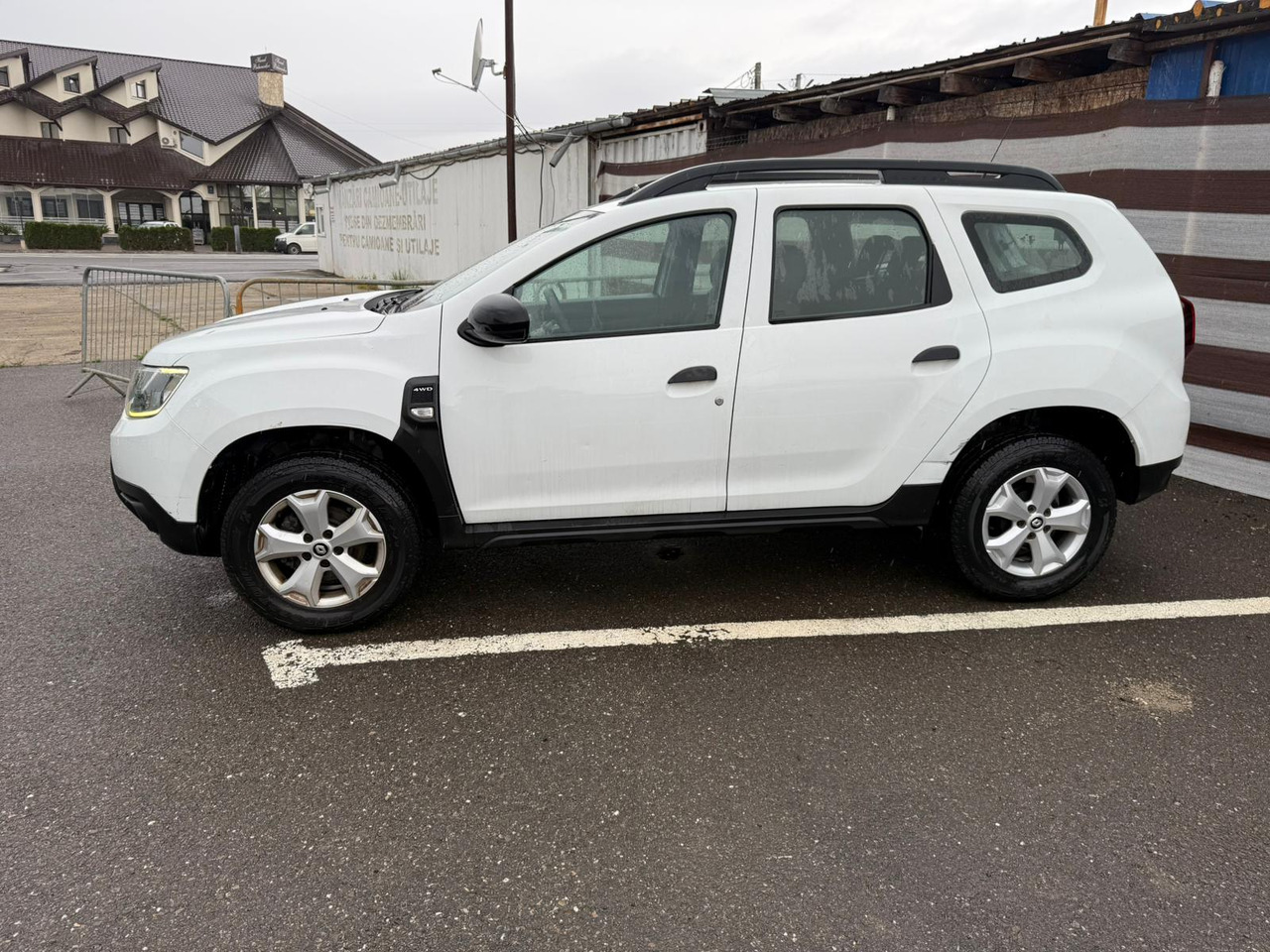 RENAULT DUSTER 4X4 - SUV: Foto 2 RENAULT DUSTER 4X4 - SUV: Foto 2
