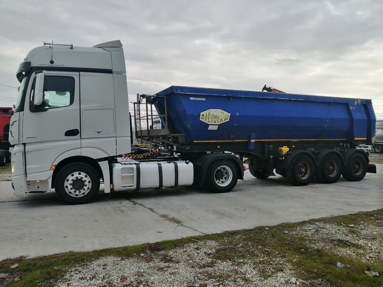 Semi-trailer Tipper Meiller – Kipper - Semiremorcă basculantă: Foto 4 Semi-trailer Tipper Meiller – Kipper - Semiremorcă basculantă: Foto 4