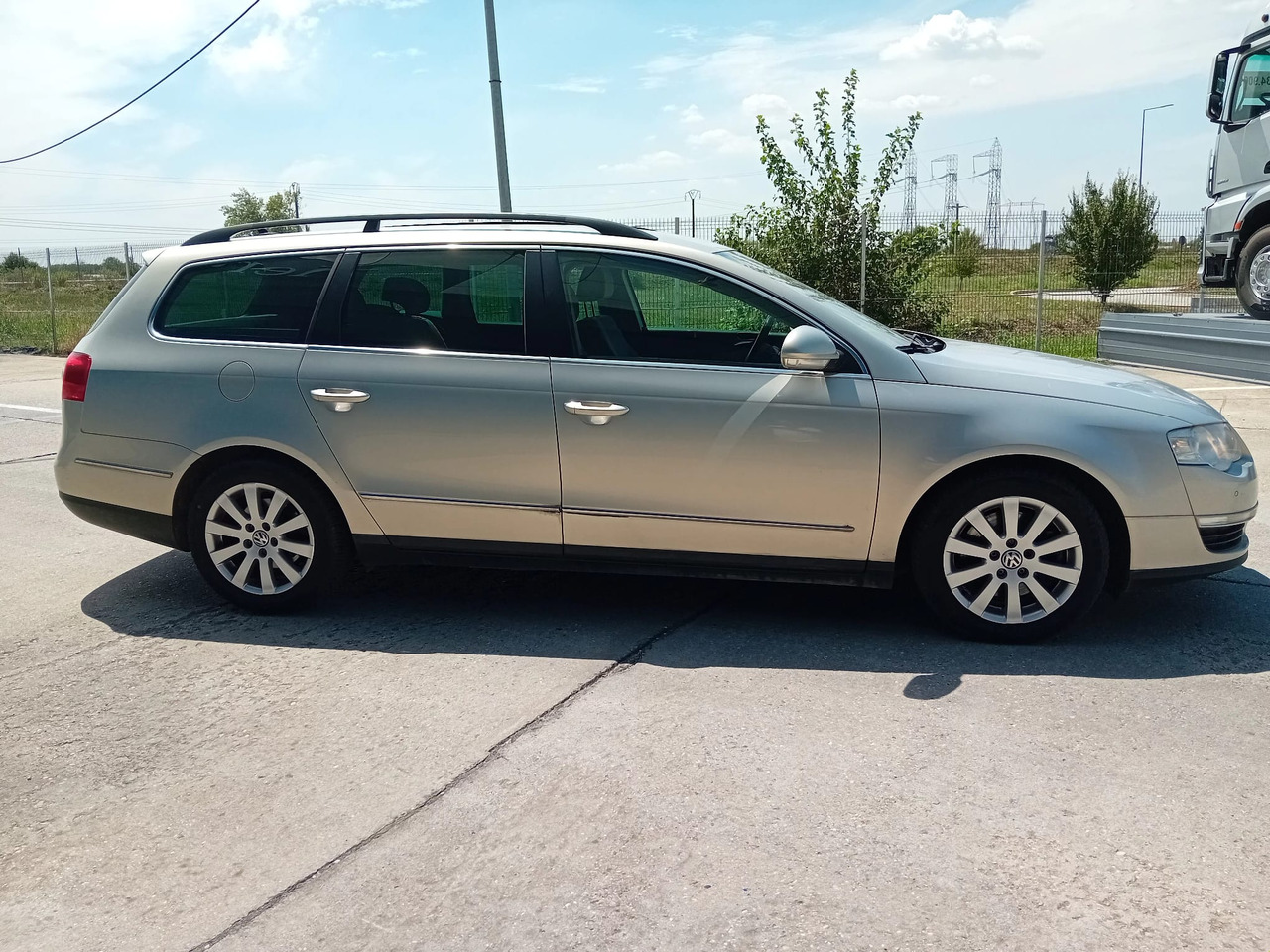 Volkswagen Passat B6 - Berlină/ Sedan: Foto 4 Volkswagen Passat B6 - Berlină/ Sedan: Foto 4