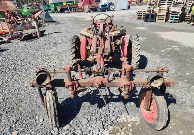 David Brown 2D TRAKTORI - HARVINAISUUS - Tractor agricol: Foto 4 David Brown 2D TRAKTORI - HARVINAISUUS - Tractor agricol: Foto 4