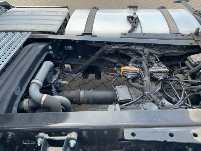 MAN TGX 18.470 4x2 LL SA - Cap tractor: Foto 3 MAN TGX 18.470 4x2 LL SA - Cap tractor: Foto 3