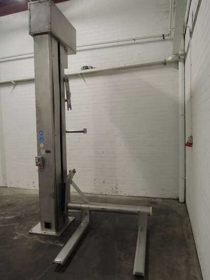 Carnitech Lifter L120 - Utilaj pentru industria alimentara: Foto 3 Carnitech Lifter L120 - Utilaj pentru industria alimentara: Foto 3