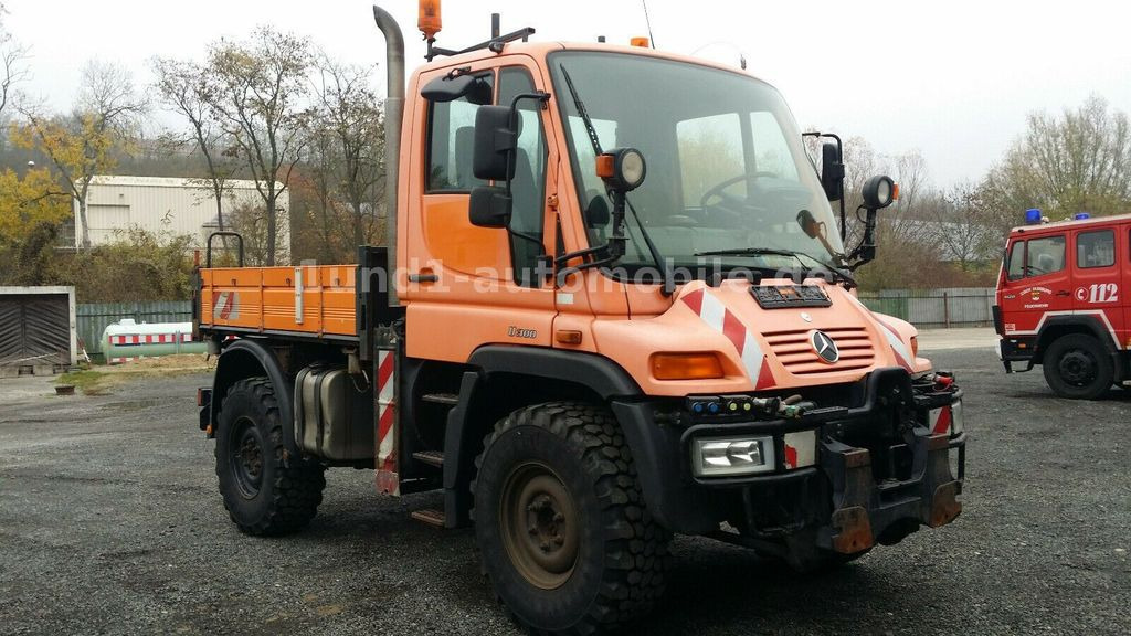 Mercedes-Benz Unimog U 300 Kipper Zugmaschine Kommunalhydraulik U 500 400 U 300 Kipper Zugmaschine Kommunalhydraulik U 500 400 - Maşina comunala: Foto 2 Mercedes-Benz Unimog U 300 Kipper Zugmaschine Kommunalhydraulik U 500 400 U 300 Kipper Zugmaschine Kommunalhydraulik U 500 400 - Maşina comunala: Foto 2