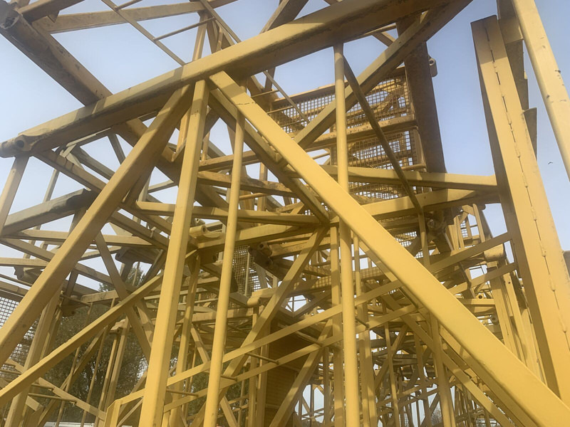 Liebherr 120HC - Macara turn: Foto 3 Liebherr 120HC - Macara turn: Foto 3