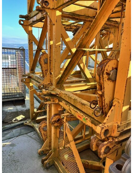 Liebherr 120K.1 towers sections - Macara turn: Foto 1 Liebherr 120K.1 towers sections - Macara turn: Foto 1