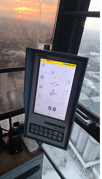 Liebherr 630EC-H40 Litronic - Macara turn: Foto 3 Liebherr 630EC-H40 Litronic - Macara turn: Foto 3