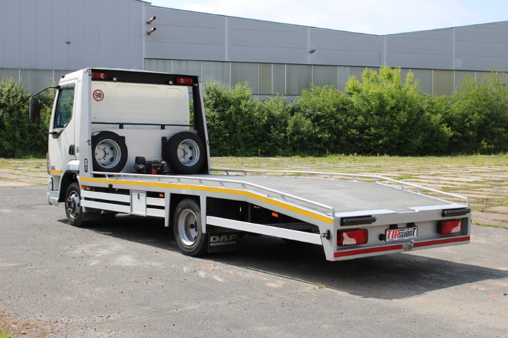 DAF FA LF 45.130 ODTAHOVÉ VOZIDLO - Maşină de tractare: Foto 4 DAF FA LF 45.130 ODTAHOVÉ VOZIDLO - Maşină de tractare: Foto 4