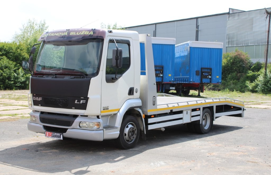 DAF FA LF 45.130 ODTAHOVÉ VOZIDLO - Maşină de tractare: Foto 2 DAF FA LF 45.130 ODTAHOVÉ VOZIDLO - Maşină de tractare: Foto 2