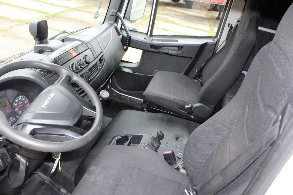 IVECO EUROCARGO 160 E320 + AGADOS - Camion cu prelată: Foto 5 IVECO EUROCARGO 160 E320 + AGADOS - Camion cu prelată: Foto 5