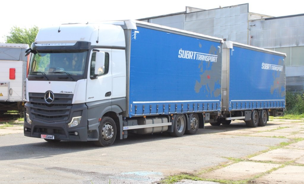 Mercedes-Benz Actros 2542 NAVIGACE + PANAV TVK 18 M (8,20m x 2,4 - Camion cu prelată, Remorcă cu prelată: Foto 3 Mercedes-Benz Actros 2542 NAVIGACE + PANAV TVK 18 M (8,20m x 2,4 - Camion cu prelată, Remorcă cu prelată: Foto 3