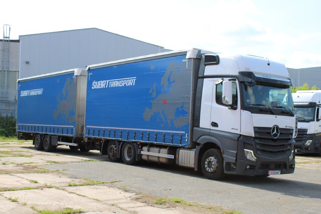 Mercedes-Benz Actros 2542 NAVIGACE + PANAV TVK 18 M (8,20m x 2,4 - Camion cu prelată, Remorcă cu prelată: Foto 2 Mercedes-Benz Actros 2542 NAVIGACE + PANAV TVK 18 M (8,20m x 2,4 - Camion cu prelată, Remorcă cu prelată: Foto 2