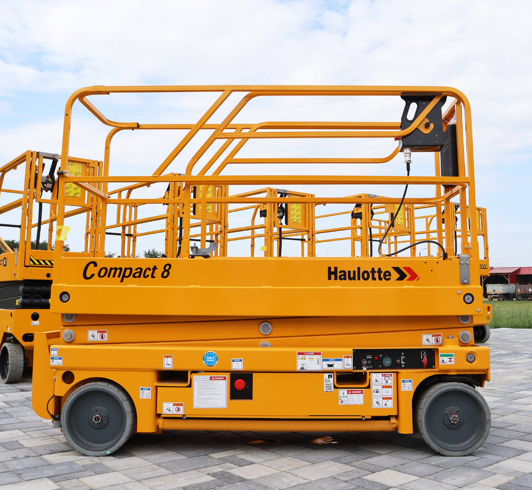 HAULOTTE Compact 8 - Platforma foarfeca: Foto 3 HAULOTTE Compact 8 - Platforma foarfeca: Foto 3
