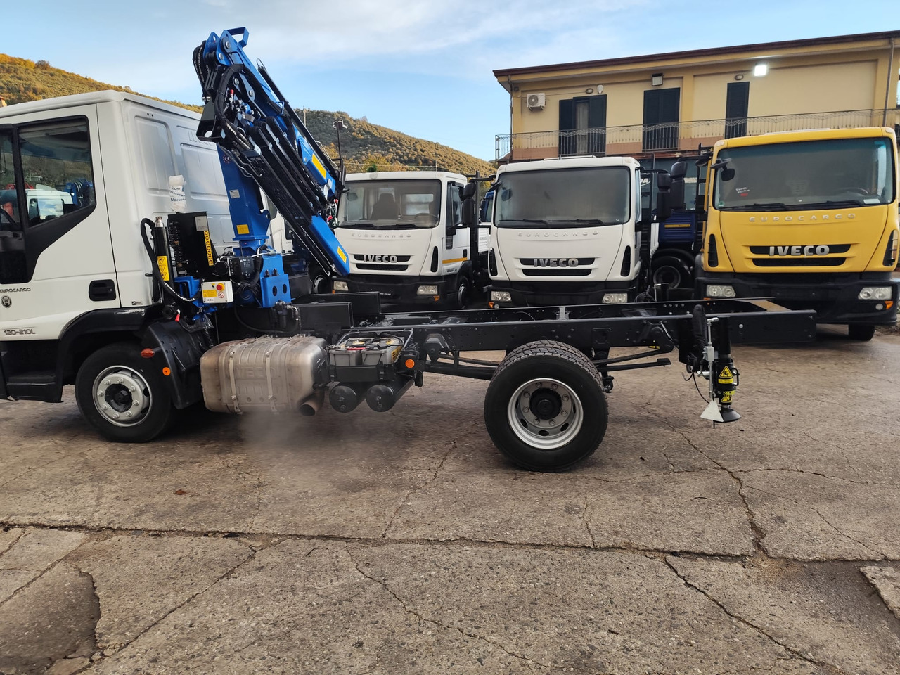 Camion cu macara, Camion basculantă IVECO EUROCARGO 120-210: Foto 32