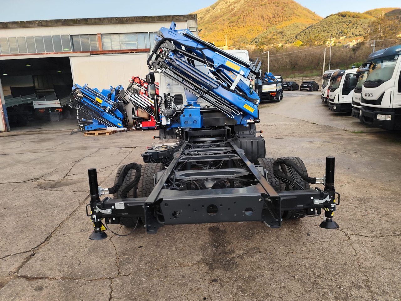 Camion cu macara, Camion basculantă IVECO EUROCARGO 120-210: Foto 22