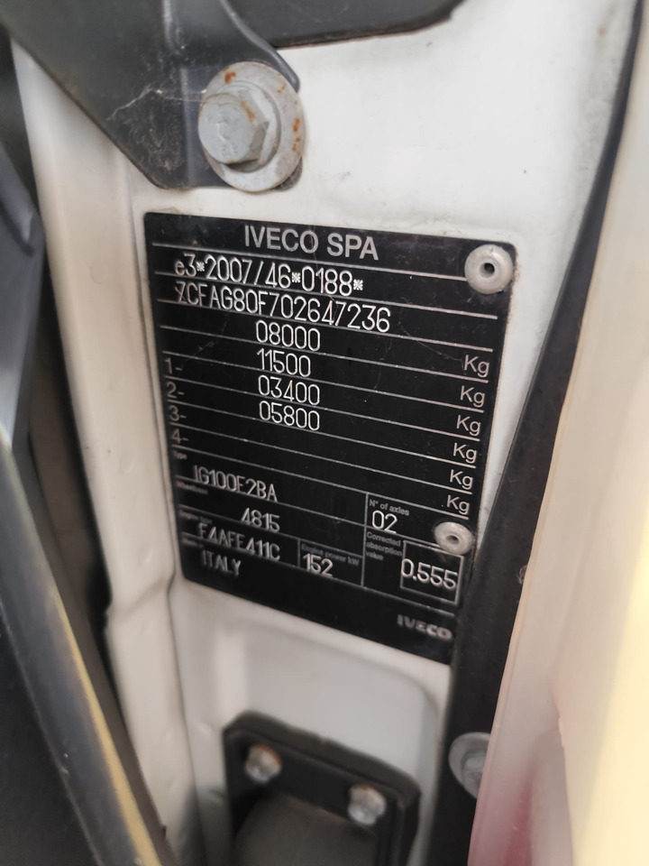 IVECO EUROCARGO 80-210 - Camion cu macara, Camion basculantă: Foto 2 IVECO EUROCARGO 80-210 - Camion cu macara, Camion basculantă: Foto 2