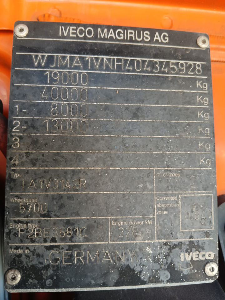 IVECO STRALIS 190S31 - Camion cu macara, Camion basculantă: Foto 2 IVECO STRALIS 190S31 - Camion cu macara, Camion basculantă: Foto 2