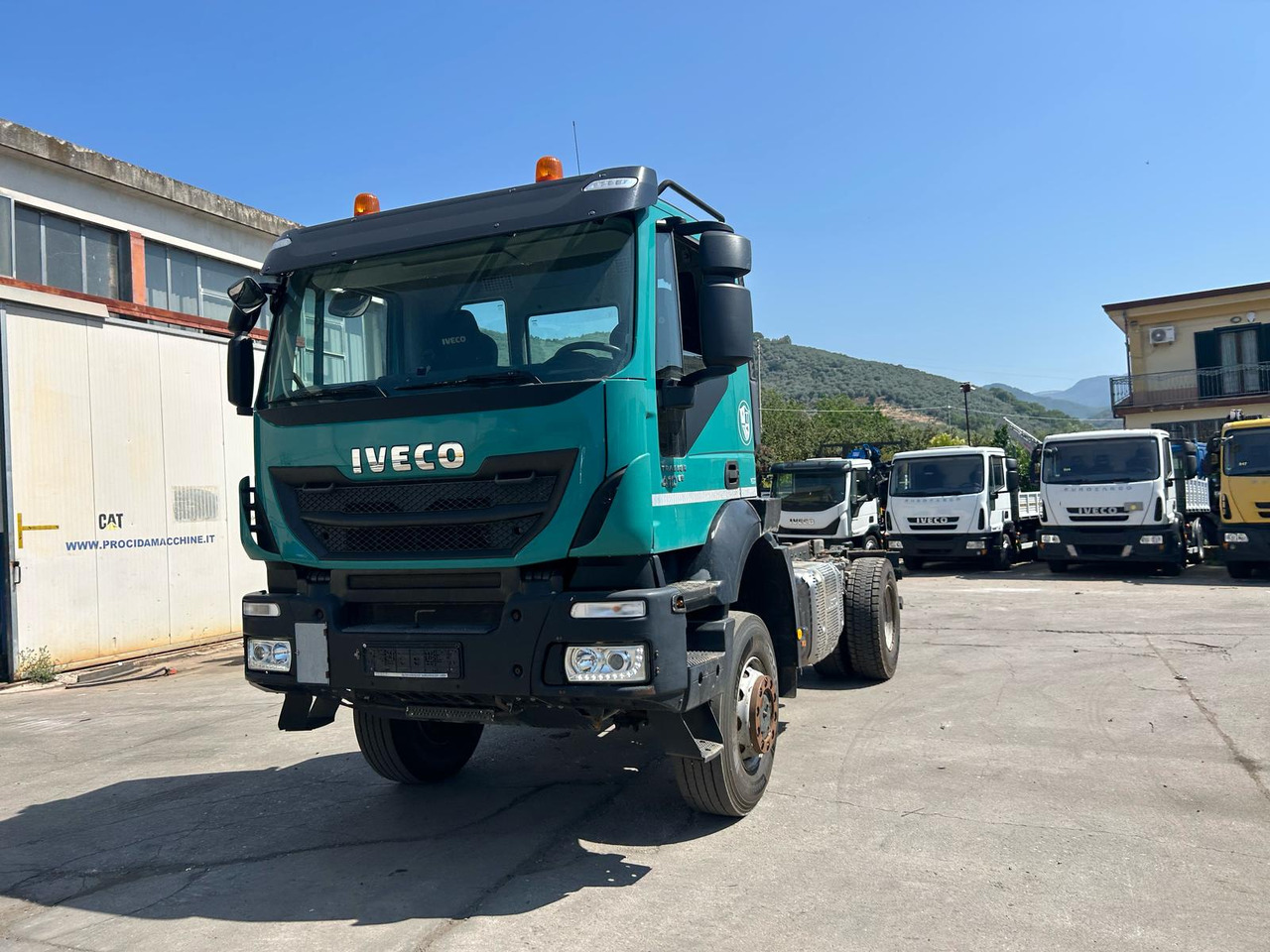 IVECO TRAKKER 190T41 - Camion şasiu: Foto 4 IVECO TRAKKER 190T41 - Camion şasiu: Foto 4