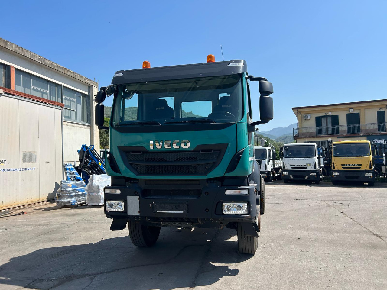 IVECO TRAKKER 190T41 - Camion şasiu: Foto 5 IVECO TRAKKER 190T41 - Camion şasiu: Foto 5