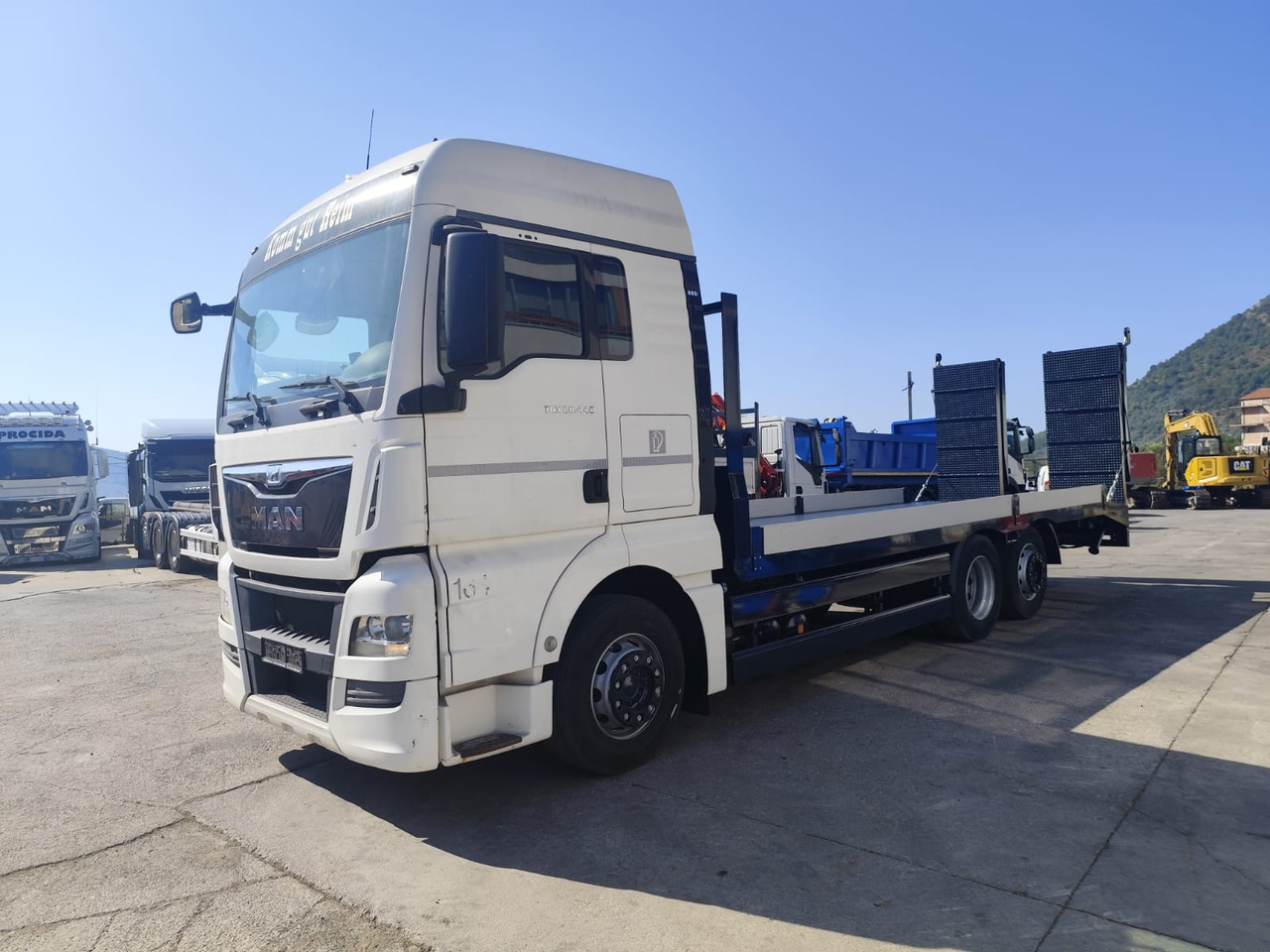 MAN TGX 26.440 - Camion platformă: Foto 1 MAN TGX 26.440 - Camion platformă: Foto 1