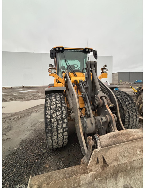 Volvo L90H Volvo L90H - Încărcător frontal pe pneuri: Foto 3 Volvo L90H Volvo L90H - Încărcător frontal pe pneuri: Foto 3