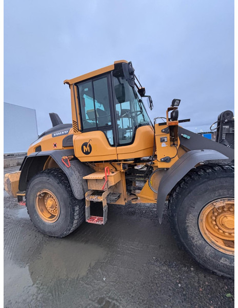 Volvo L90H Volvo L90H - Încărcător frontal pe pneuri: Foto 1 Volvo L90H Volvo L90H - Încărcător frontal pe pneuri: Foto 1