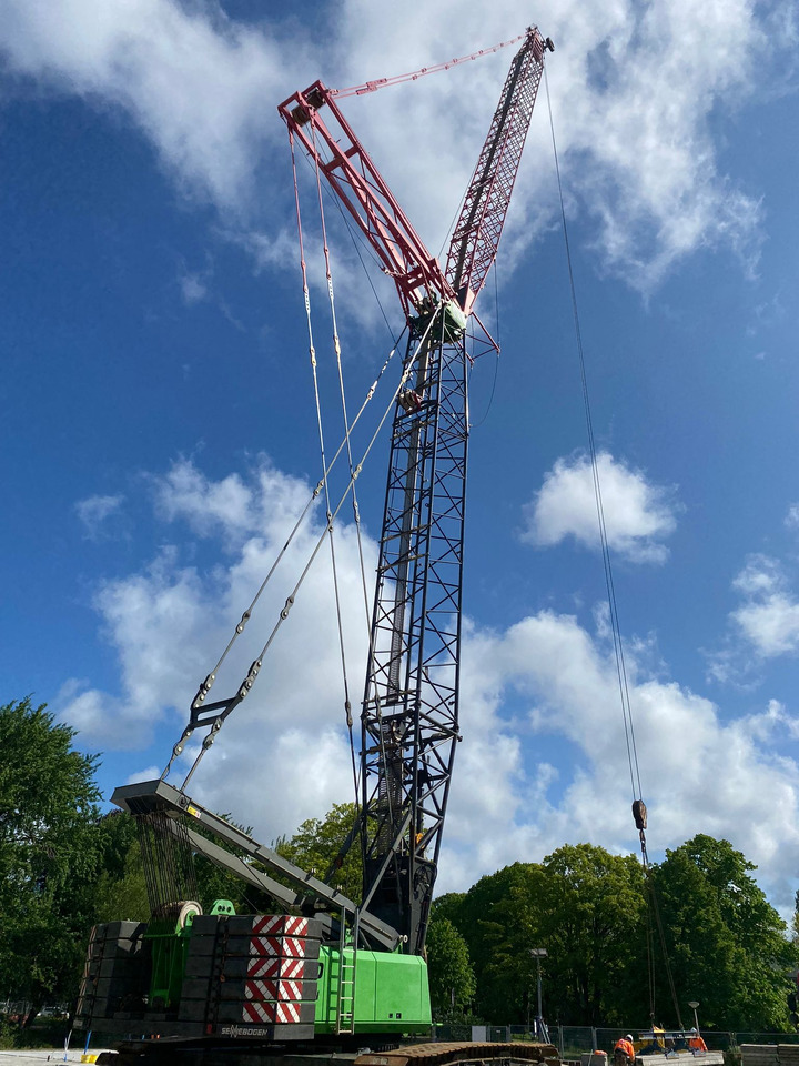 SENNEBOGEN 5500 - Macara pe senile: Foto 2 SENNEBOGEN 5500 - Macara pe senile: Foto 2