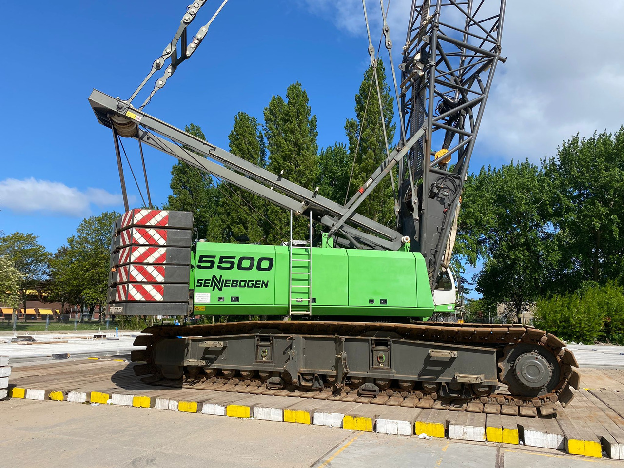 SENNEBOGEN 5500 - Macara pe senile: Foto 3 SENNEBOGEN 5500 - Macara pe senile: Foto 3