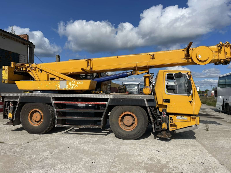 Grove GMK 2035 - Macara tot teren: Foto 3 Grove GMK 2035 - Macara tot teren: Foto 3