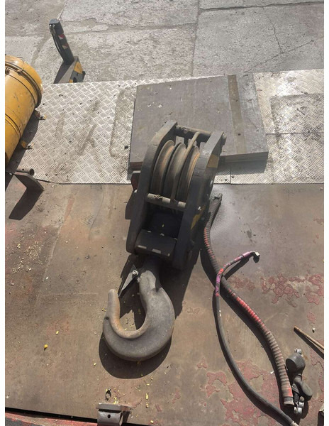 Grove GMK 2035 - Macara tot teren: Foto 5 Grove GMK 2035 - Macara tot teren: Foto 5