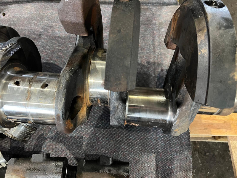 Scania R580 - Arbore cotit: Foto 4 Scania R580 - Arbore cotit: Foto 4