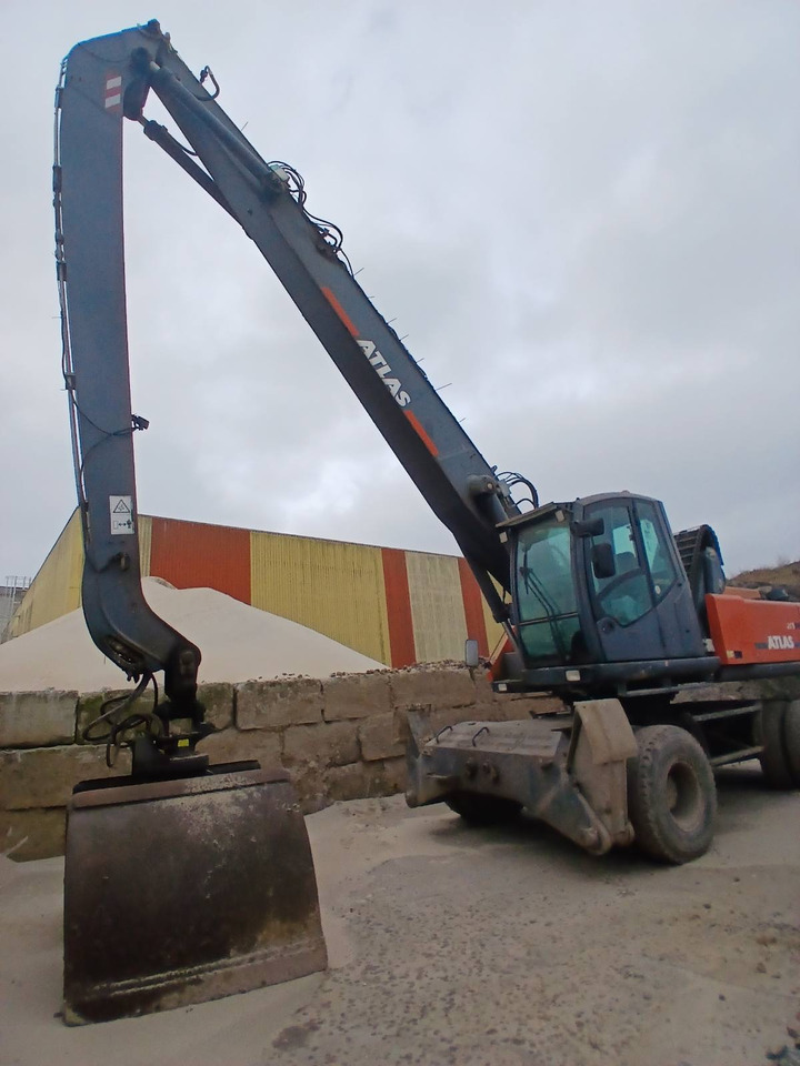 ATLAS MH350 - Excavator pentru manipulare de materiale: Foto 3 ATLAS MH350 - Excavator pentru manipulare de materiale: Foto 3