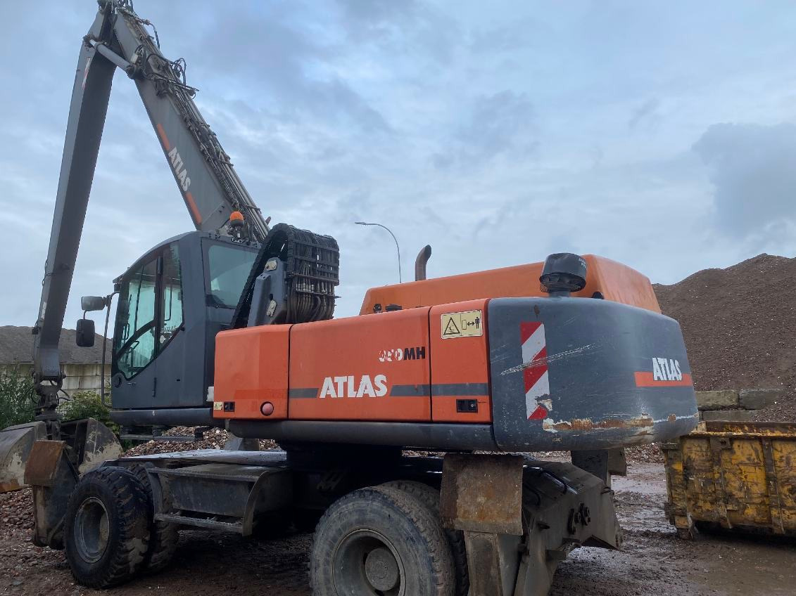 ATLAS MH350 - Excavator pentru manipulare de materiale: Foto 2 ATLAS MH350 - Excavator pentru manipulare de materiale: Foto 2