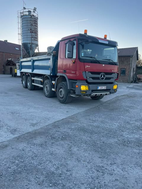 MERCEDES-BENZ actros - Camion basculantă, Camion cu macara: Foto 1 MERCEDES-BENZ actros - Camion basculantă, Camion cu macara: Foto 1