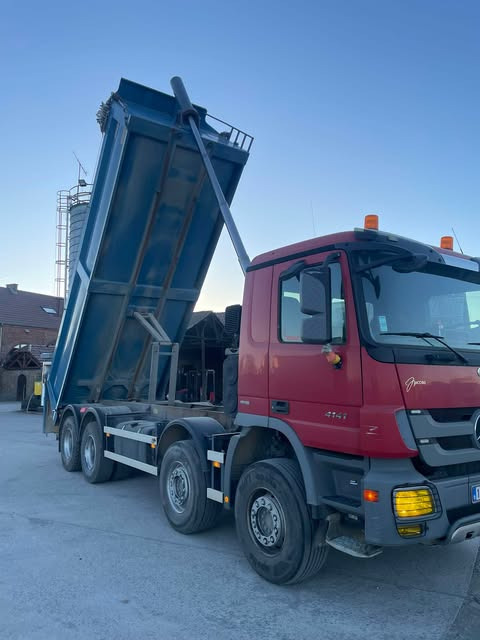 MERCEDES-BENZ actros - Camion basculantă, Camion cu macara: Foto 5 MERCEDES-BENZ actros - Camion basculantă, Camion cu macara: Foto 5