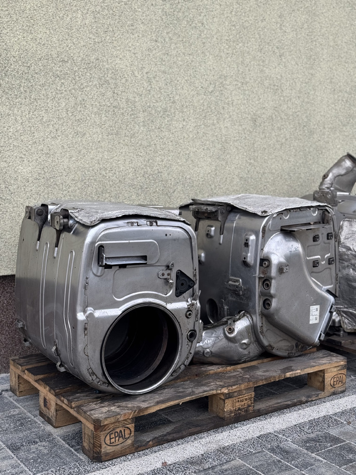 DAF XF 106 XG CF Efficient catalytic converters - Sistem de evacuare pentru Camion: Foto 5 DAF XF 106 XG CF Efficient catalytic converters - Sistem de evacuare pentru Camion: Foto 5