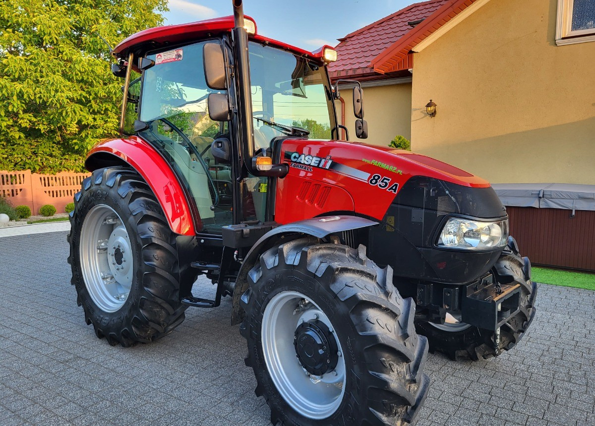 Case IH 85A jak nowy 4x4WD - Tractor agricol: Foto 2 Case IH 85A jak nowy 4x4WD - Tractor agricol: Foto 2