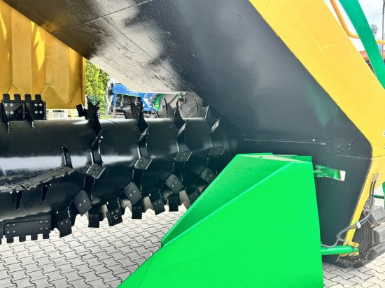 Backhus A63 1129 - Maşină pentru prelucrarea solului: Foto 2 Backhus A63 1129 - Maşină pentru prelucrarea solului: Foto 2