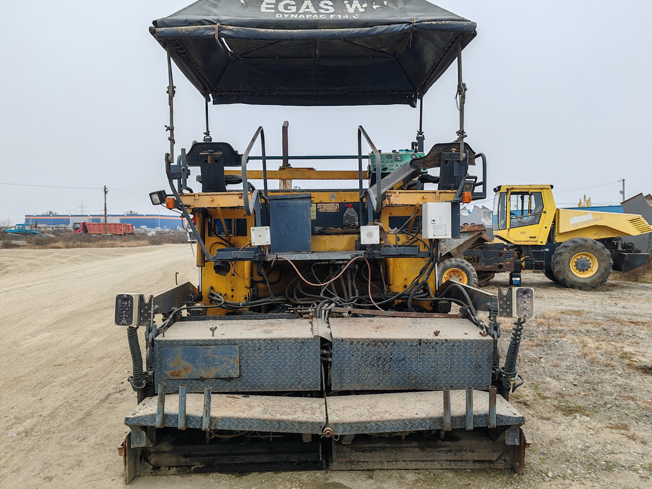 Dynapac F14C - Gudronator: Foto 4 Dynapac F14C - Gudronator: Foto 4