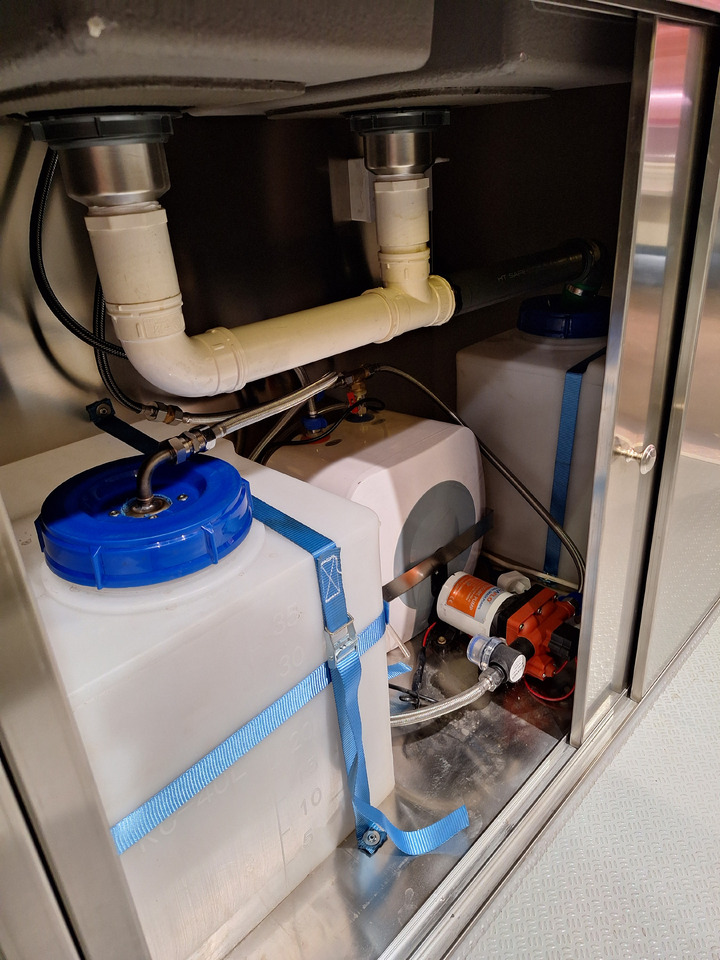 Deli Star Trailer Deli Meat 4000 - EU Standards - Rulota comerciala: Foto 5 Deli Star Trailer Deli Meat 4000 - EU Standards - Rulota comerciala: Foto 5