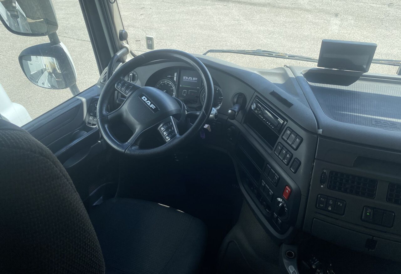 DAF - Cap tractor: Foto 4 DAF - Cap tractor: Foto 4
