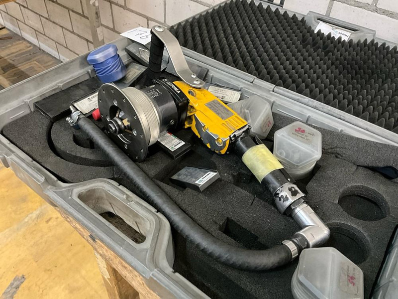 Onbekend - Utilaje constructii: Foto 3 Onbekend - Utilaje constructii: Foto 3