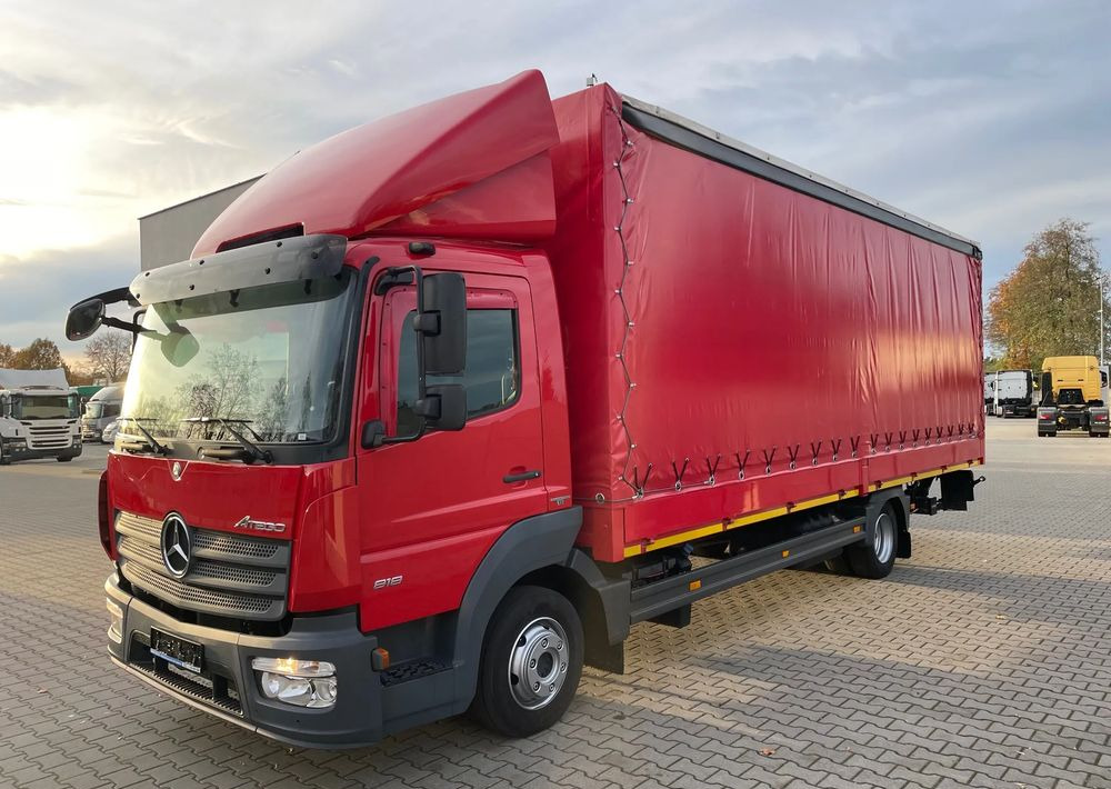 Mercedes-Benz ATEGO 818, Klima, webasto, 17 euro palet! - Camion cu prelată: Foto 2 Mercedes-Benz ATEGO 818, Klima, webasto, 17 euro palet! - Camion cu prelată: Foto 2